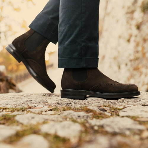 Men’s dark brown suede leather Chelsea Boots | Velasca