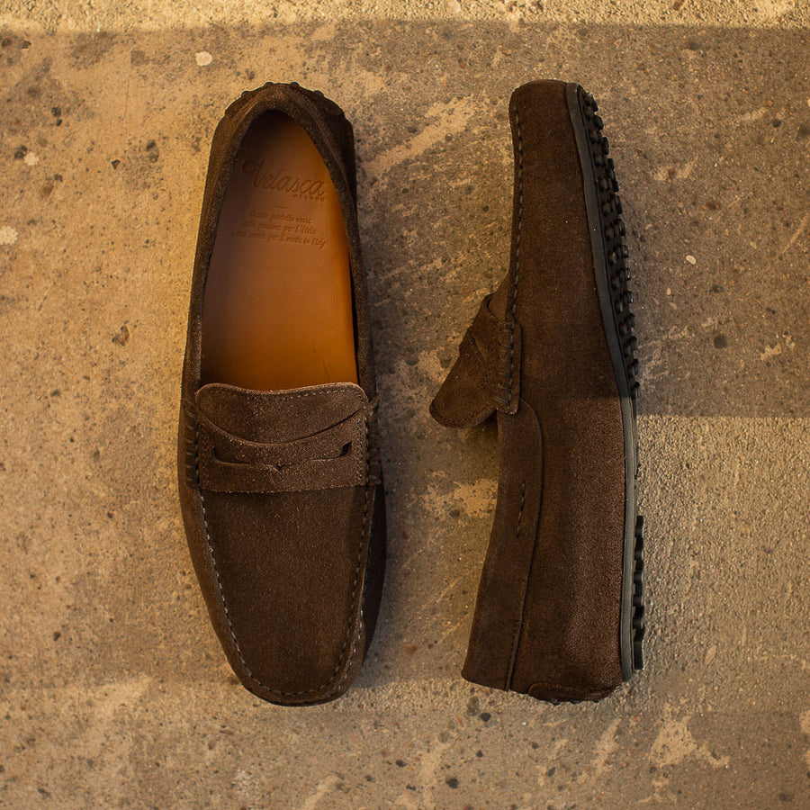 Studded-sole Moccasins in suede leather for men | Velasca
