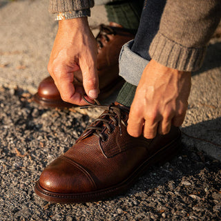 Casual cap toe derby with brown kudu grain leather | Velasca