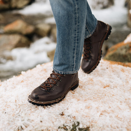 Men’s Hiking Boots in dark brown leather | Velasca