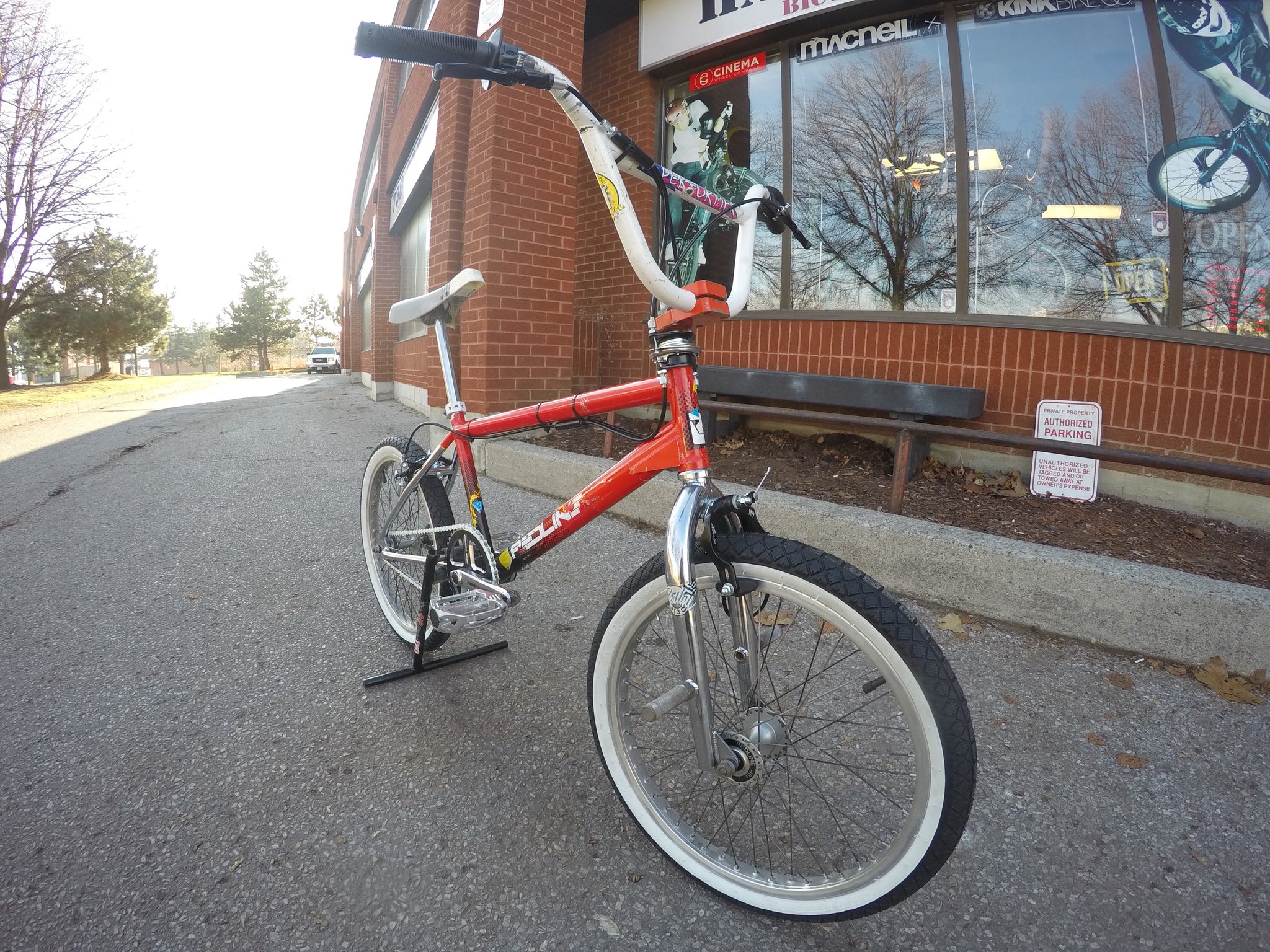 bmx with white tires