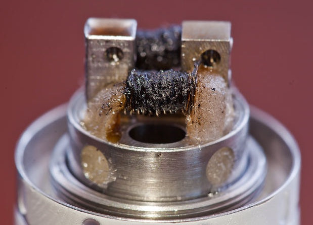 When a vape is burnt, sucralose residue on the coil is usually the cause of the problem.