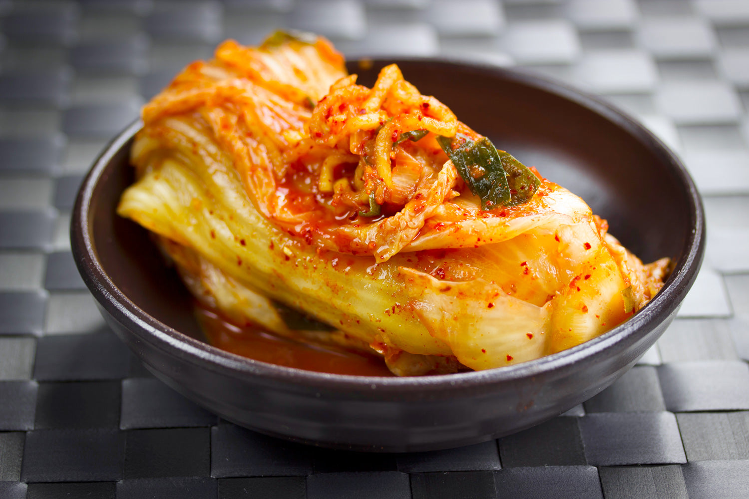 Капуста по корейски с мясом рецепт. Кимчхи. Кимчи капуста кимчи. Южная Корея кимчи. Корейский салат кимчи.