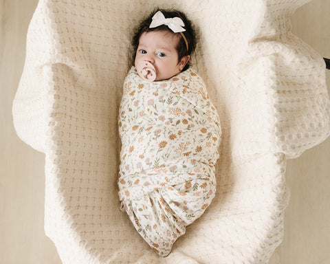 Floral Muslin Swaddle & Waffle Knit Quilt Mebie Baby, baby gift