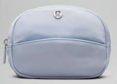 lululemon makeup bag. www.lumitory.com