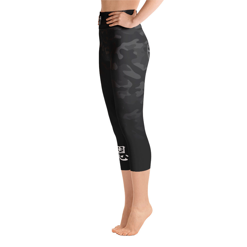 Black Camo | Yoga Capri Leggings – Shadawear