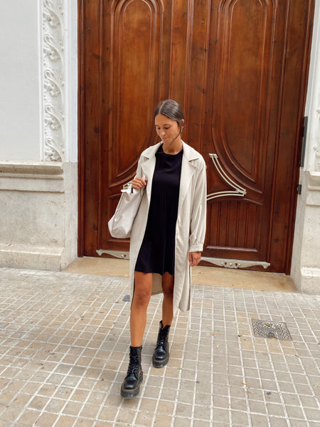 Casual Look with Black Dress and Trench Coat