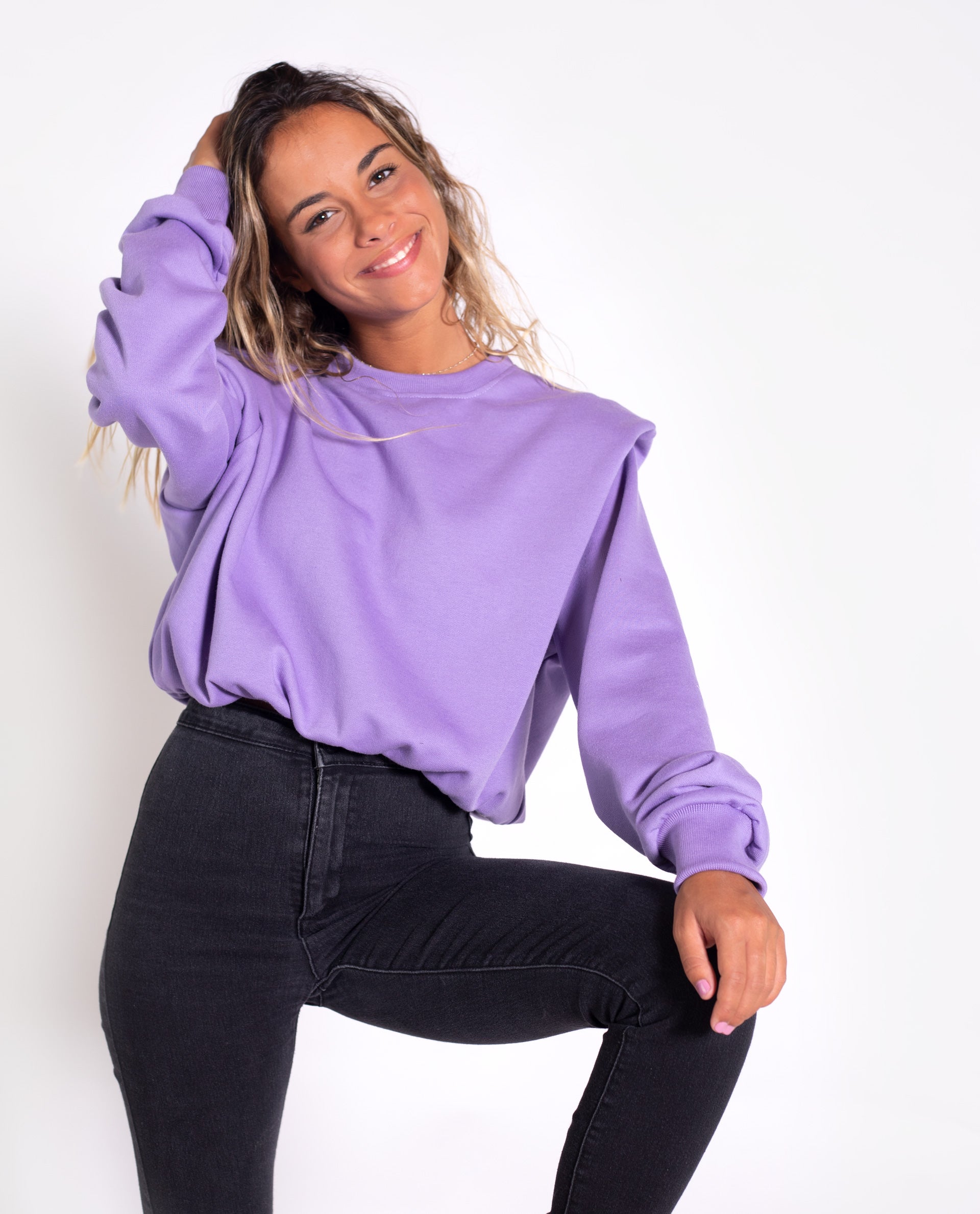 sudadera morada mujer