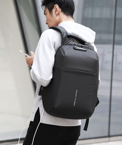 The Most Functional Tech-Filled Backpack With TSA Lock – GizModern