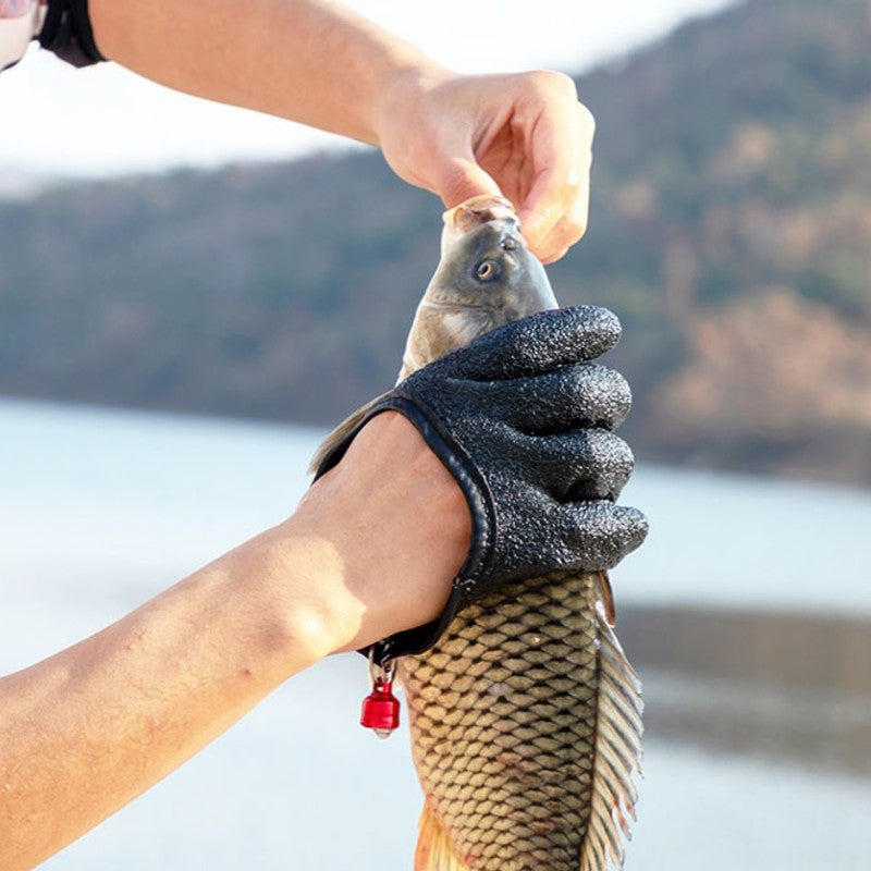 Cut-resistant Fishing Gloves, with Magnet Hooks, Soft and Elastic Mate –  GizModern