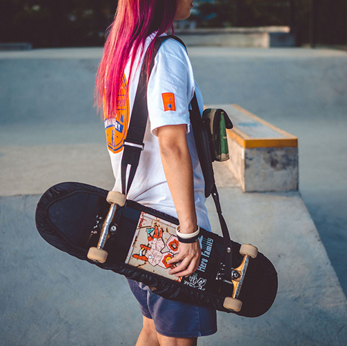 Skateboard and Strap S00 - Art of Living - Sports and Lifestyle