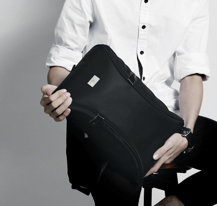 The Most Functional & Stylish Cross-Body Chest Bag – GizModern