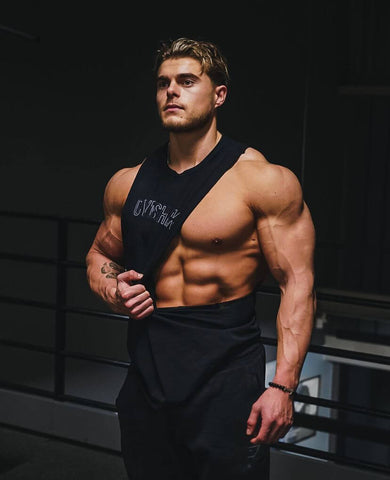 How do I become a male fitness model?