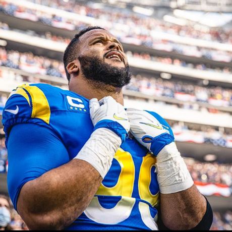 aaron donald abs workout