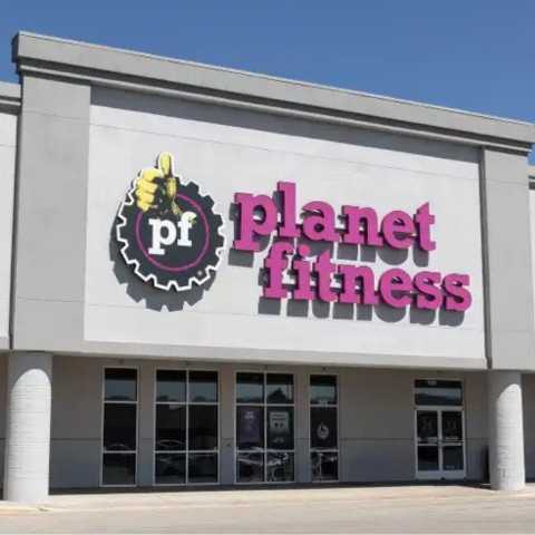 anytime fitness vs planet fitness locations