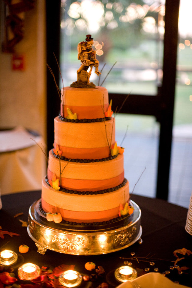 5 Tips For Throwing The Perfect Halloween Themed Wedding Solemates