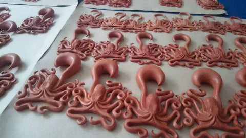 octopus wood plugs