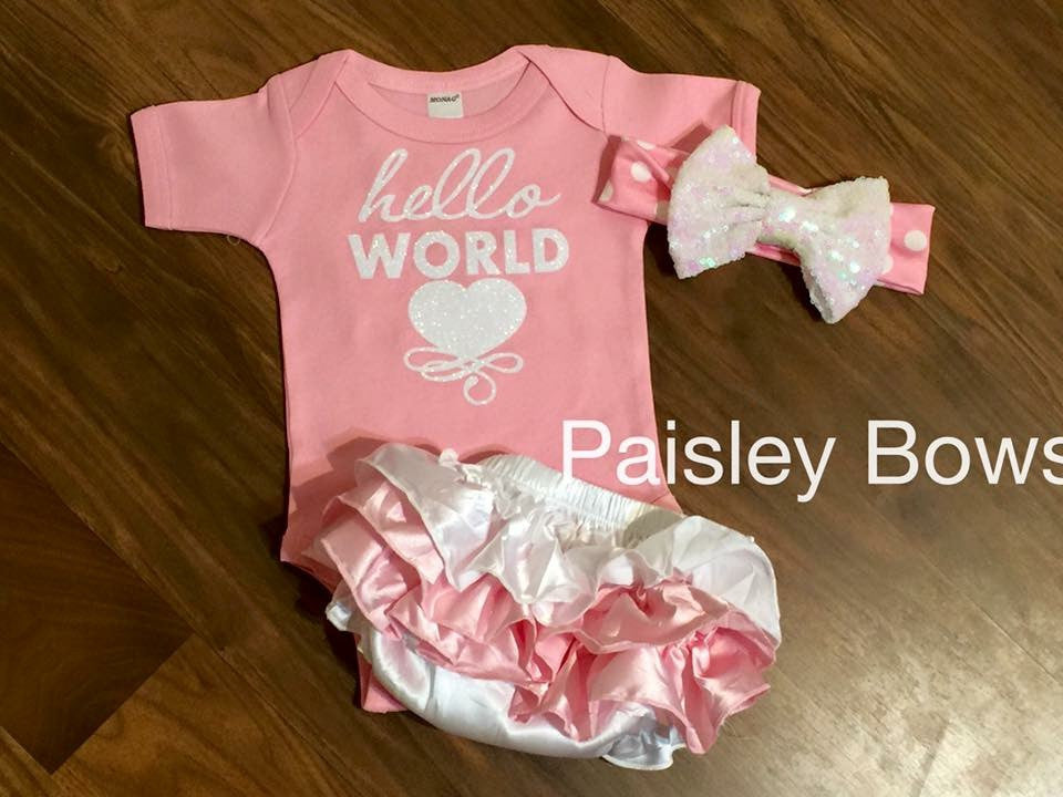 newborn hello world outfit