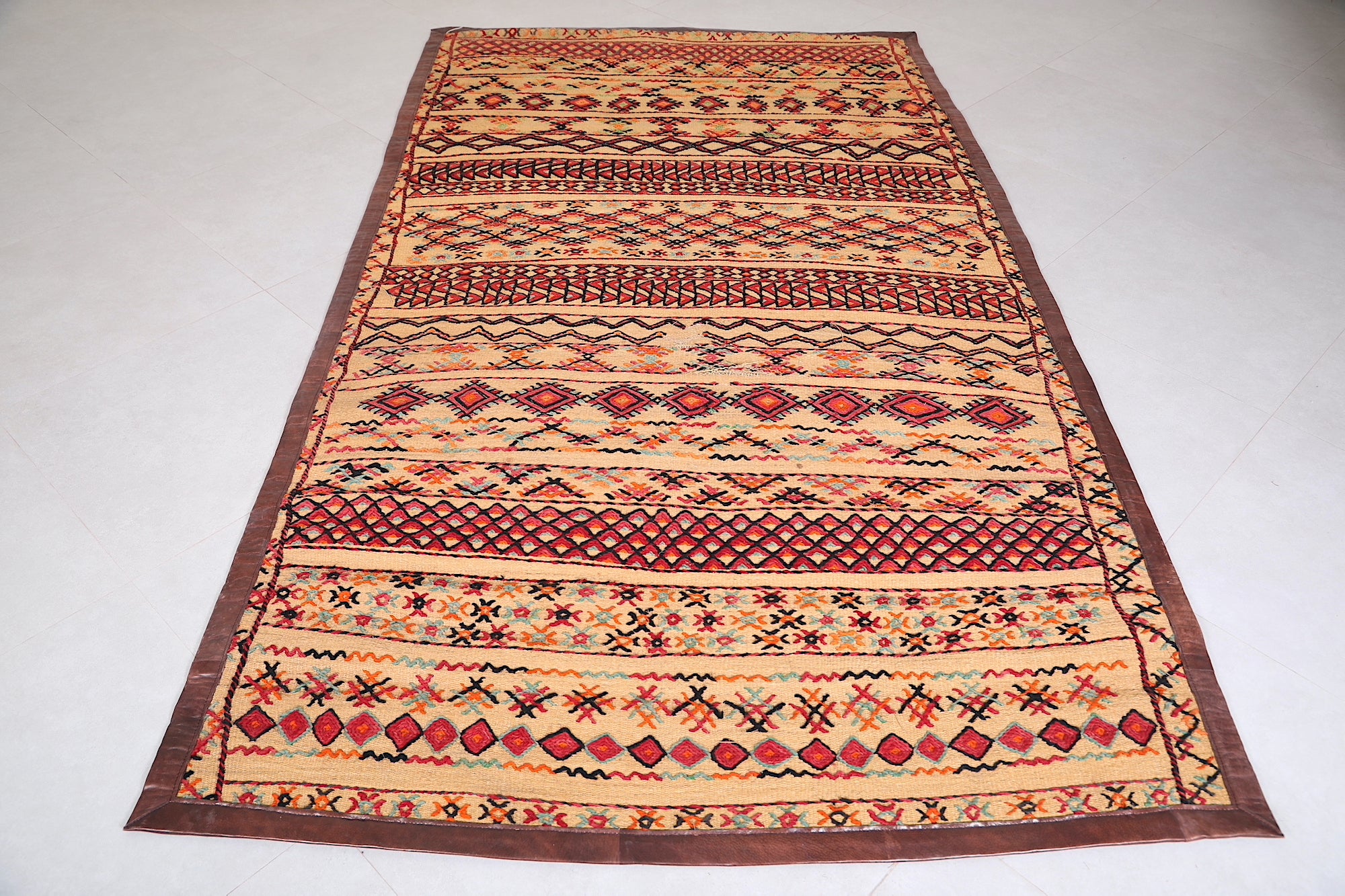 Vintage Morocco Straw Rug (5.3ft x 9.3ft) – Tuareg mat