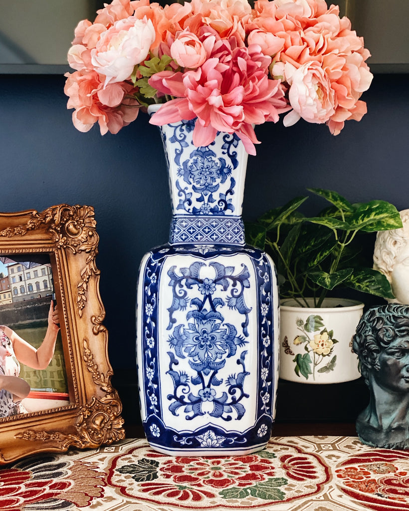 tall-blue-white-chinoiserie-vase