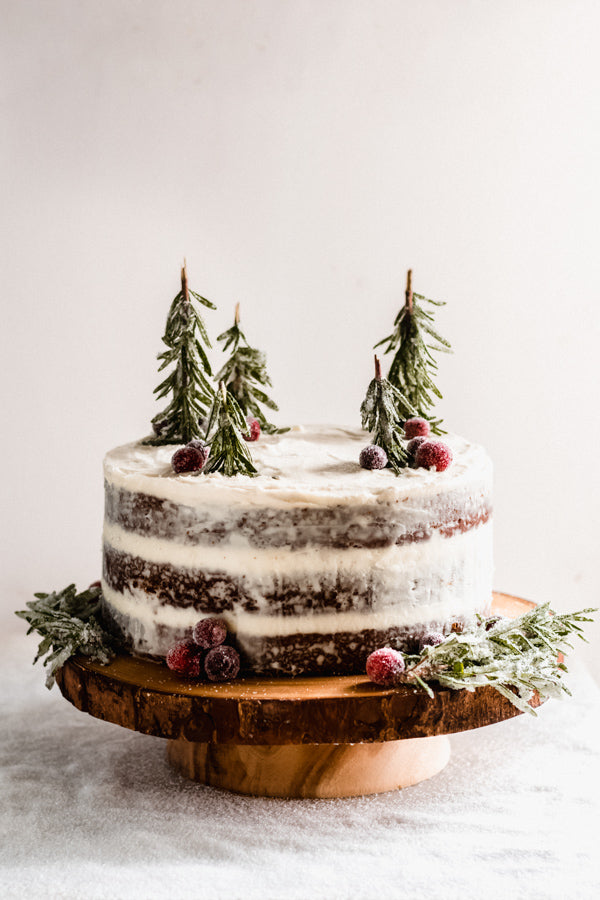 gingerbread-cake-with-mascarpone-cream-cheese-frosting-how-to-frost-a-naked-cake