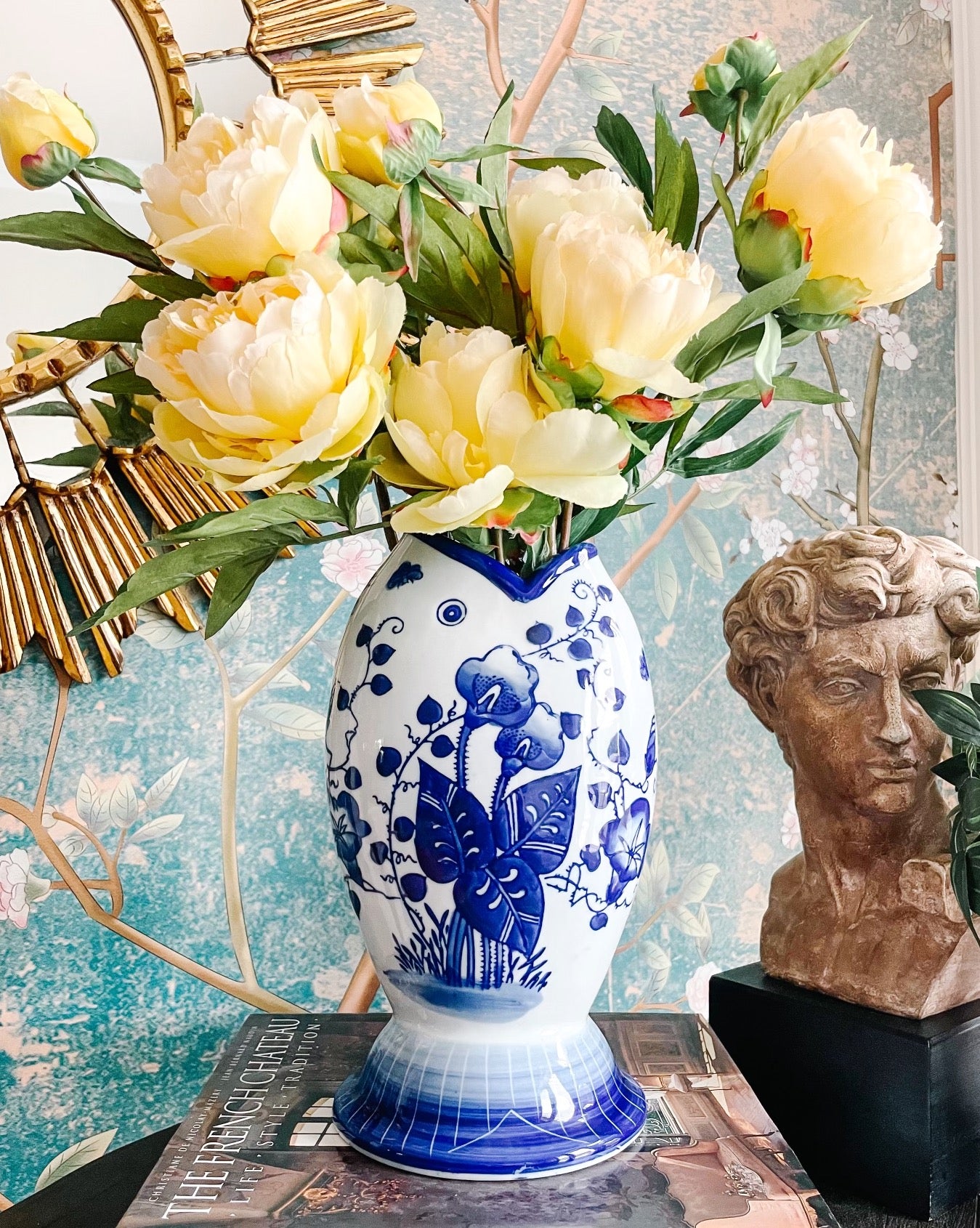 blue and white chinoiserie vase