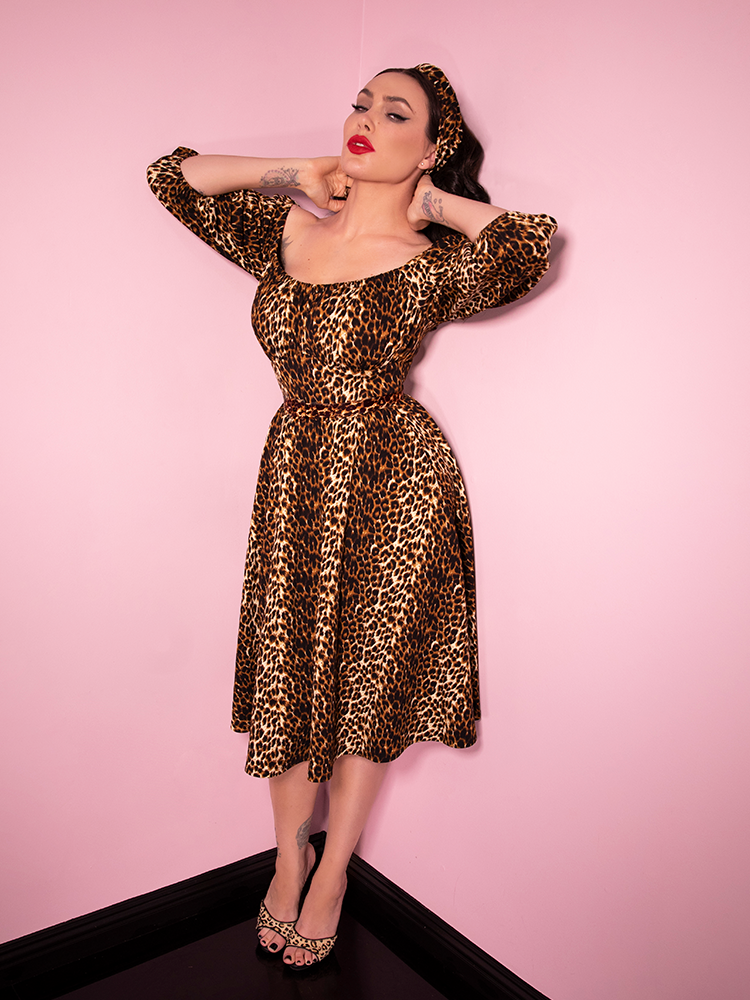 Vacation Dress in Vintage Leopard Print Retro Dresses – Vixen Micheline Pitt