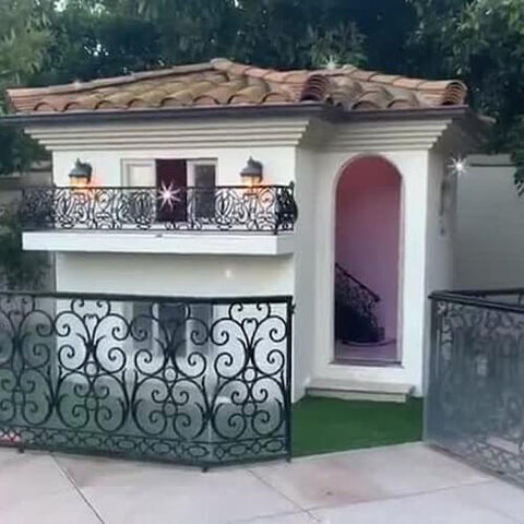 Paris Hilton’s doggy mansion in her Los Angeles, California home.