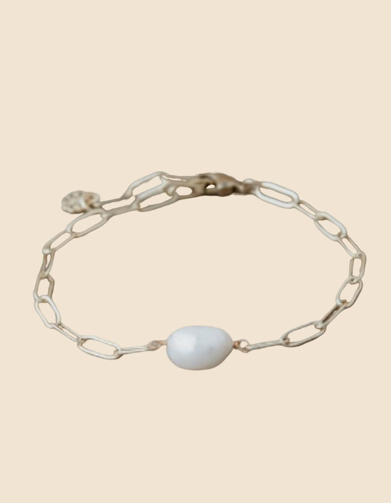 Bracelet Gwendolyn Gold Chain White Pearl