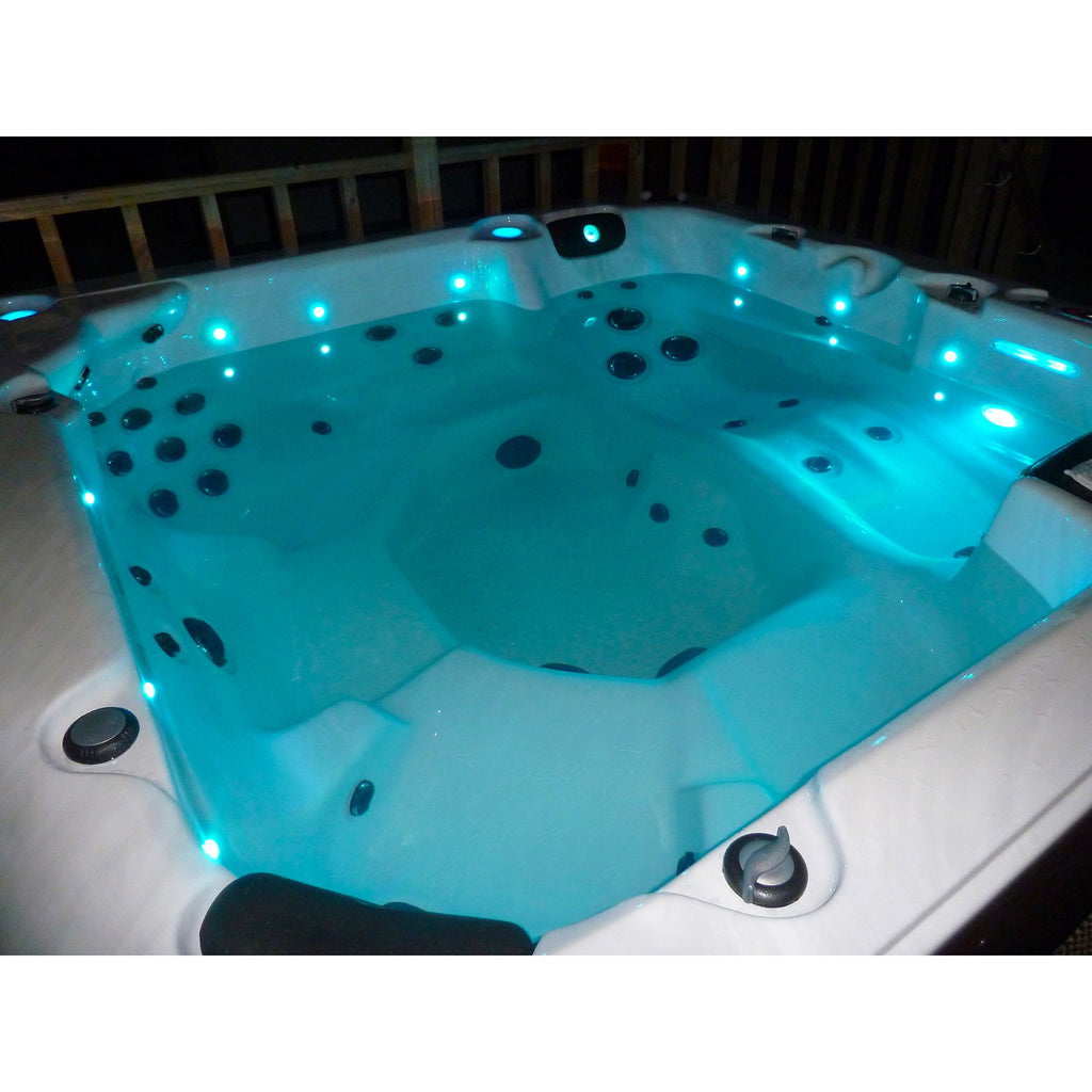 Thunder Bay 44Jet 6Person Hot Tub Hot tubs, swim spas and saunas