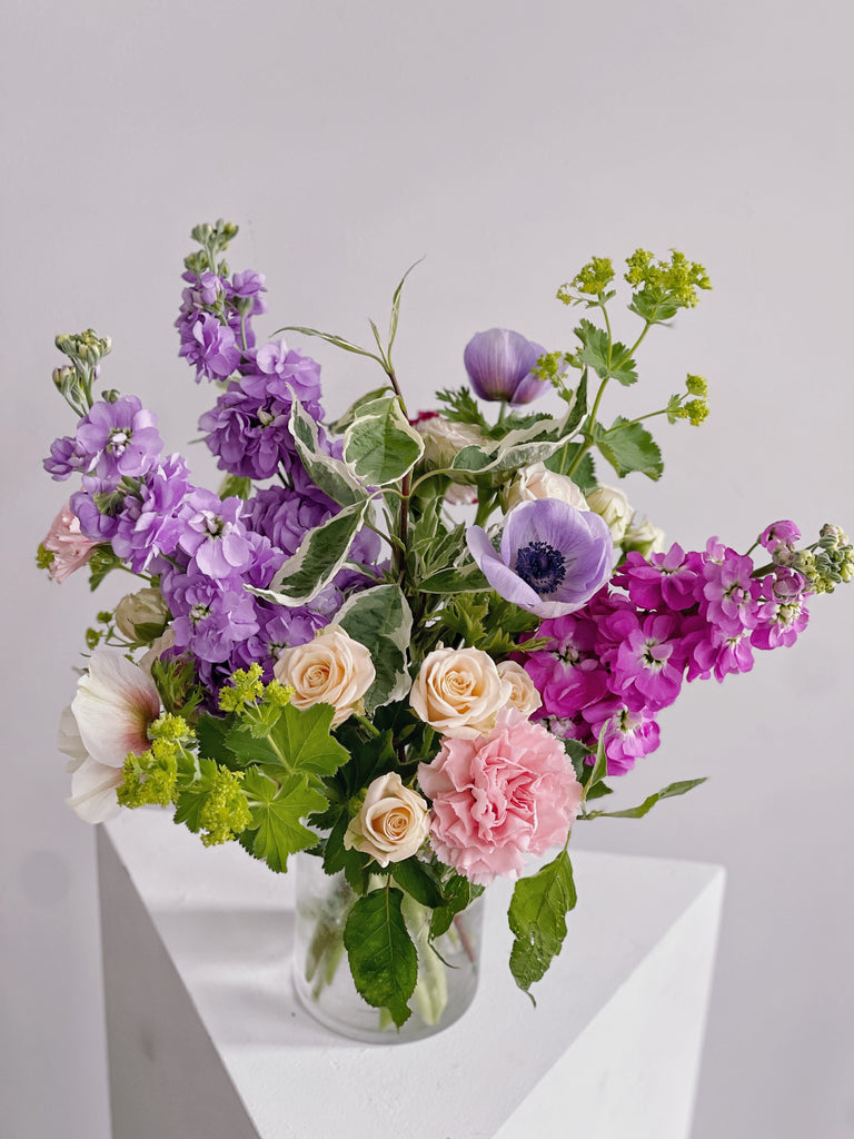 Arbutus Florist: Vancouver Flower Delivery. Classes. Weddings & Events