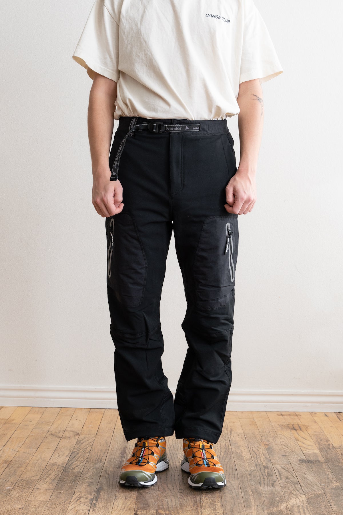 未使用】stretch shell tapered pants www.innoviafilms.com