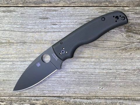 Spyderco at NORTH RIVER OUTDOORS