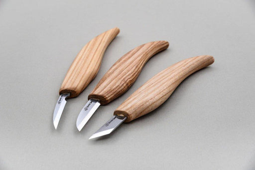 Starter Chip and Whittle Knife Set with Accessories - BeaverCraft S15 Made  in Ukraine
