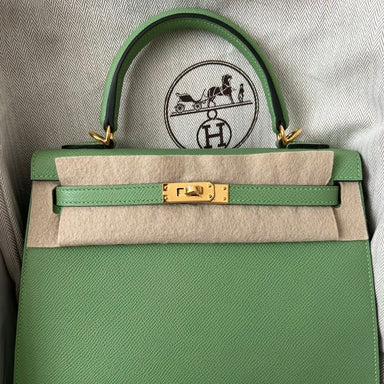 Hermes Kelly 25 Sellier Bag Vert Criquet Epsom Leather with Gold Hardw –  Mightychic