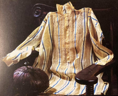 A contemporary photo of a 19th century Barong Tagalog of an illustrado and his salakot on a chair. From Lourdes R. Montinola’s book Piña (1991).