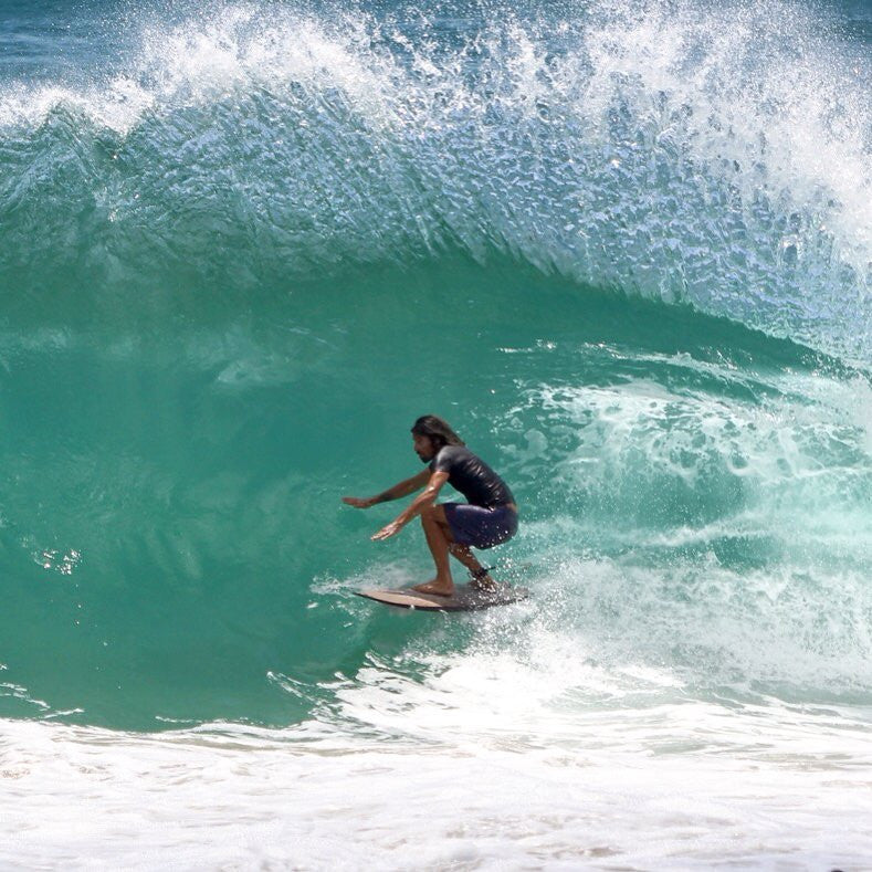 Dave Rastovitch surfing