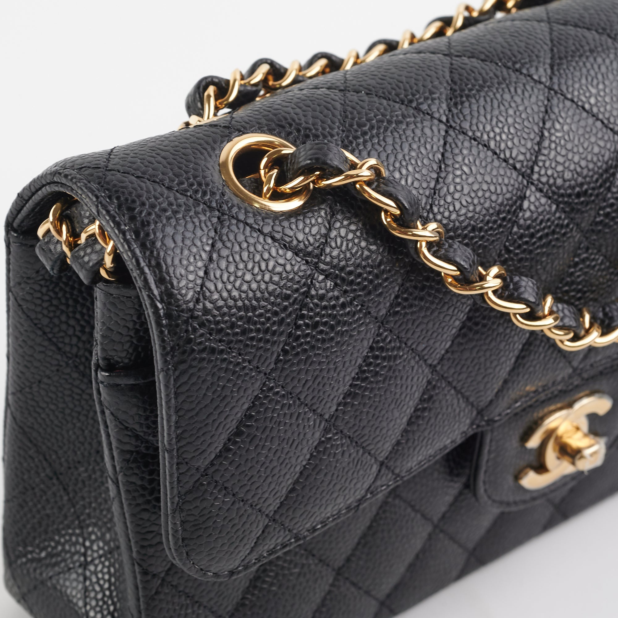 chanel classic flap bag small black