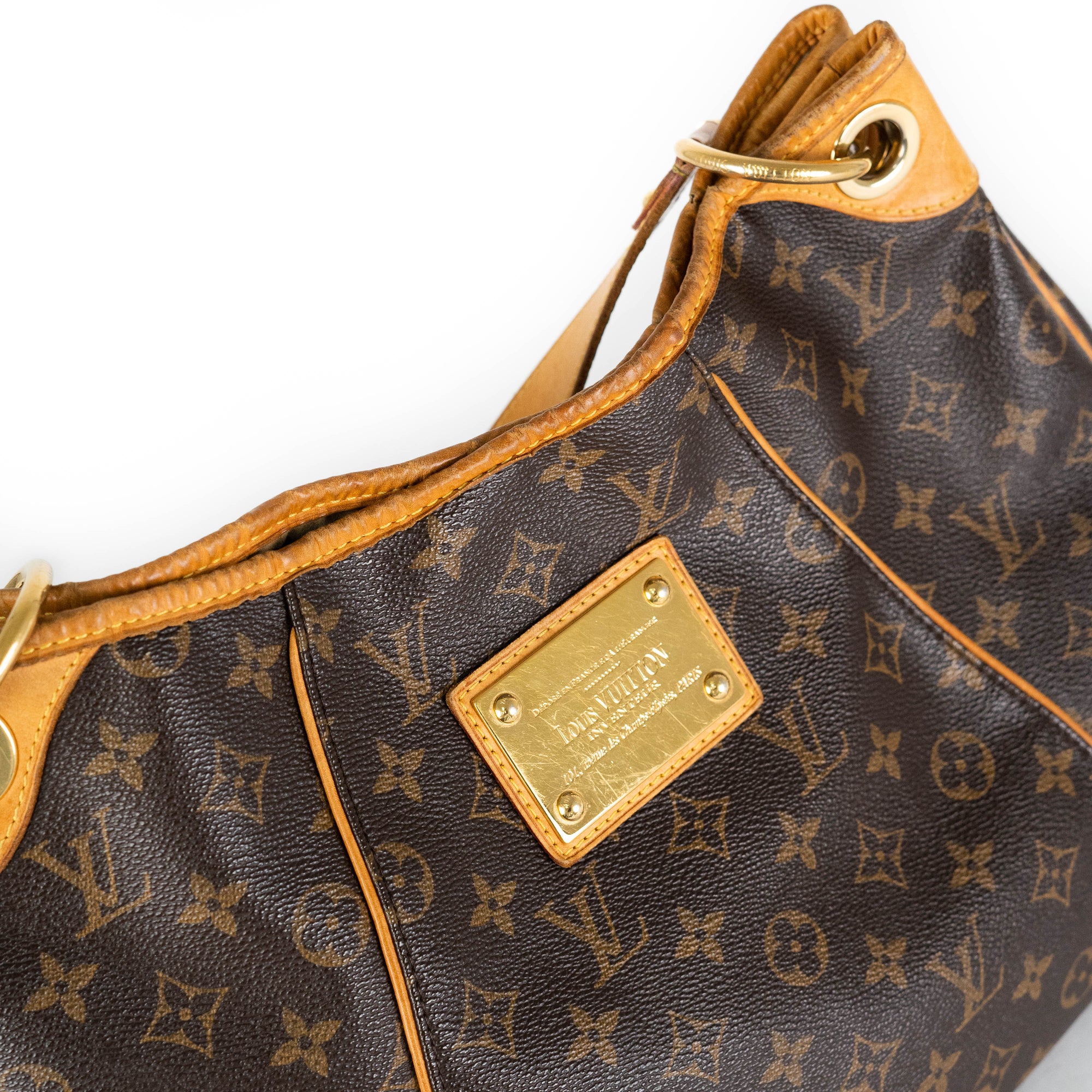 LOUIS VUITTON GALLIERA PM MONOGRAM CANVAS BAG Luxury Bags  Wallets on  Carousell