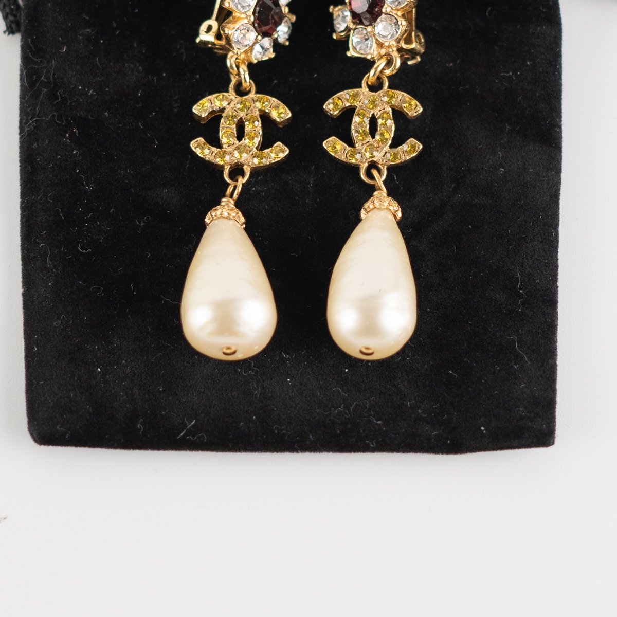 Preowned Chanel Vintage Cc Drop Pearl Earrings  金色  ModeSens