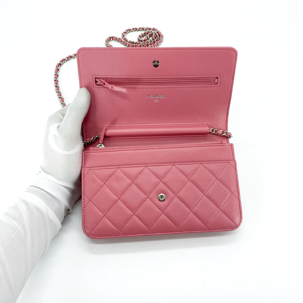 Chanel Wallet on Chain WoC in Pink Iridescent Caviar with Pearly CC Plaque   SOLD