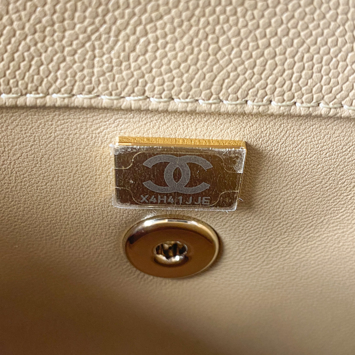 Chanel 21A Quilted Caviar Coco Handle Small Dark Beige - 2021 (new sty -  THE PURSE AFFAIR