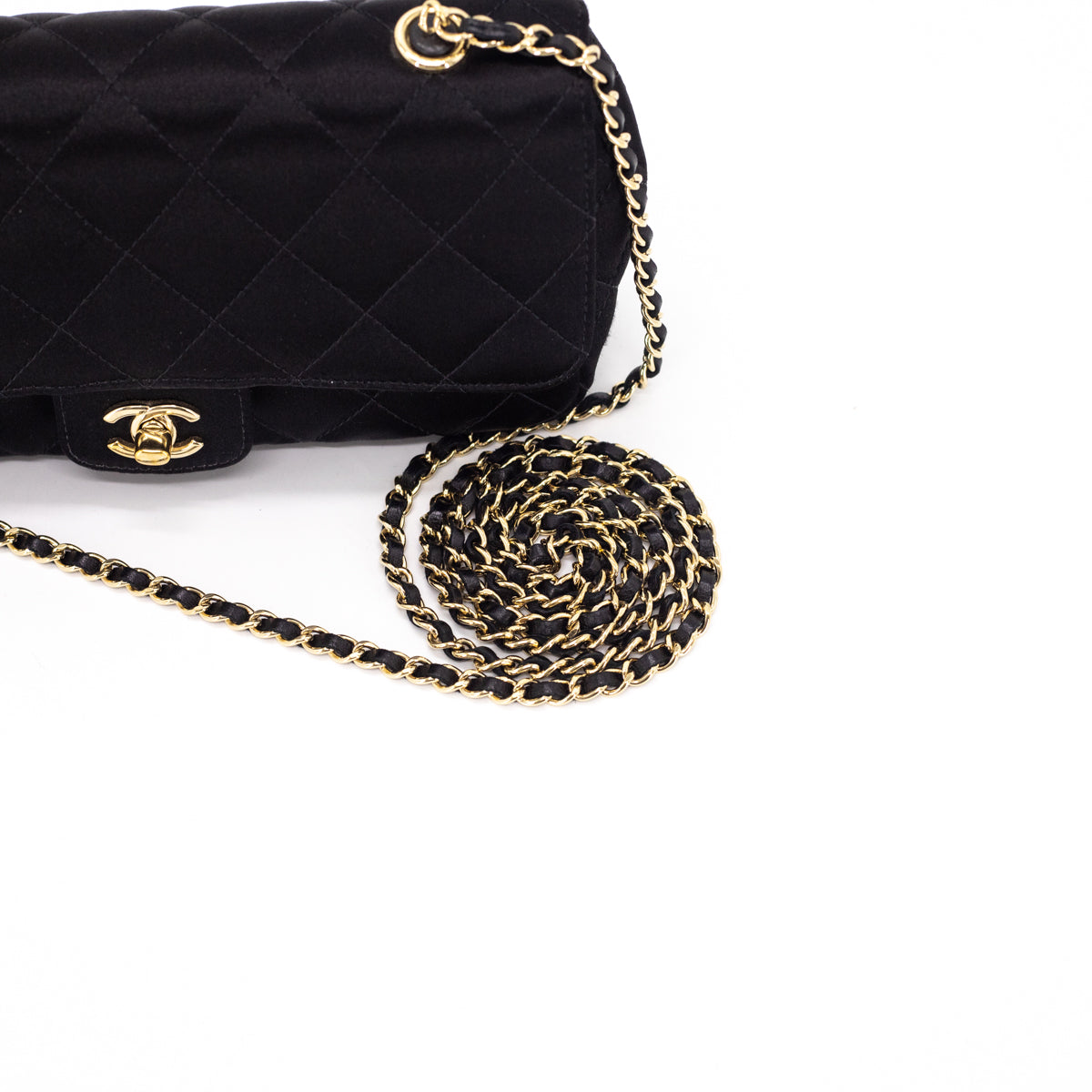 Chantay Quilted Bag With Chain Strap  Didi Royale