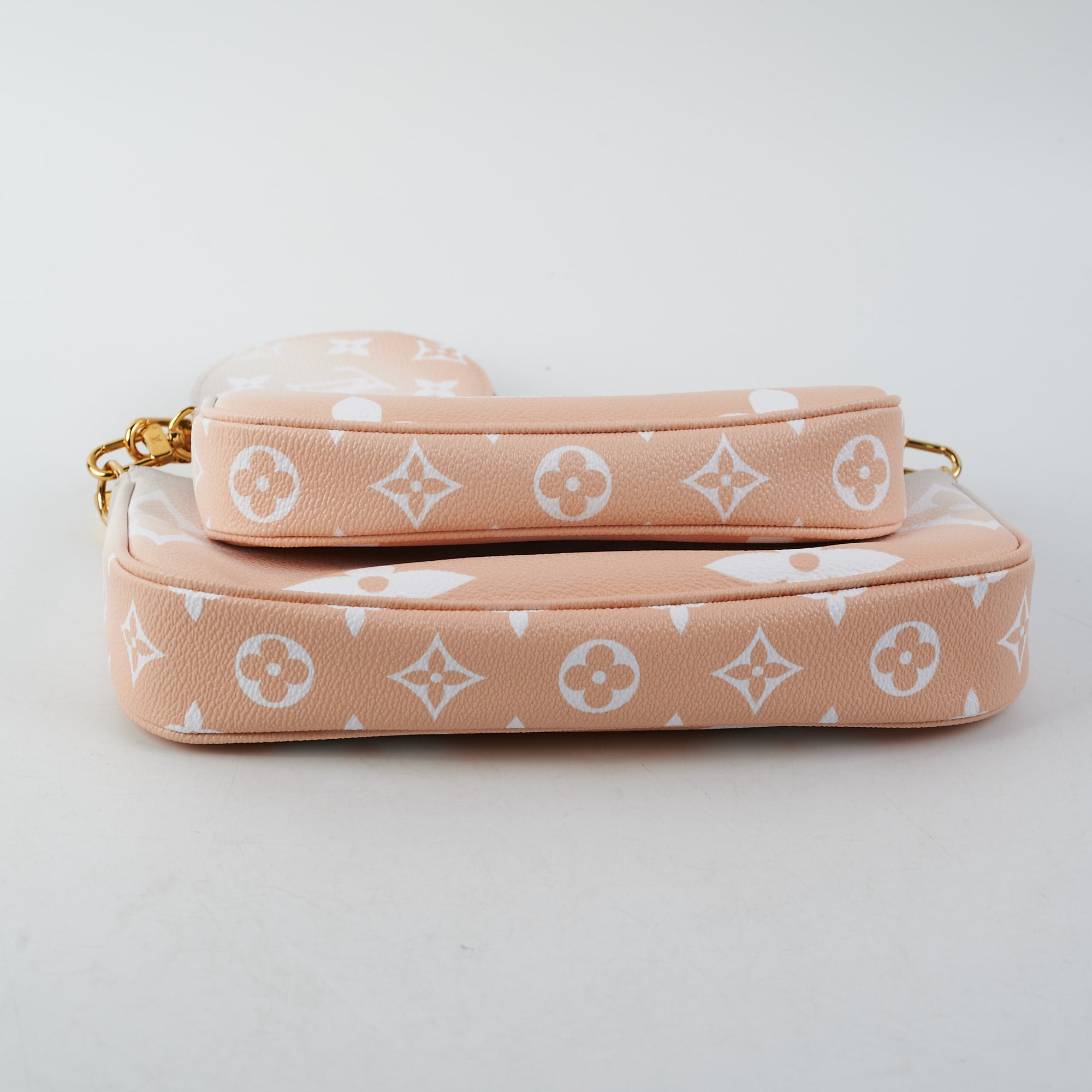 AUTH LOUIS VUITTON GM ONTHEGO BY THE POOL LTD COLLECTION IN SUMMER Light  Pink  eBay