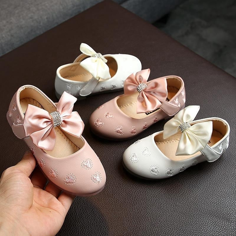 Naya Shoes 22-31 – Mom and Bebe Ph
