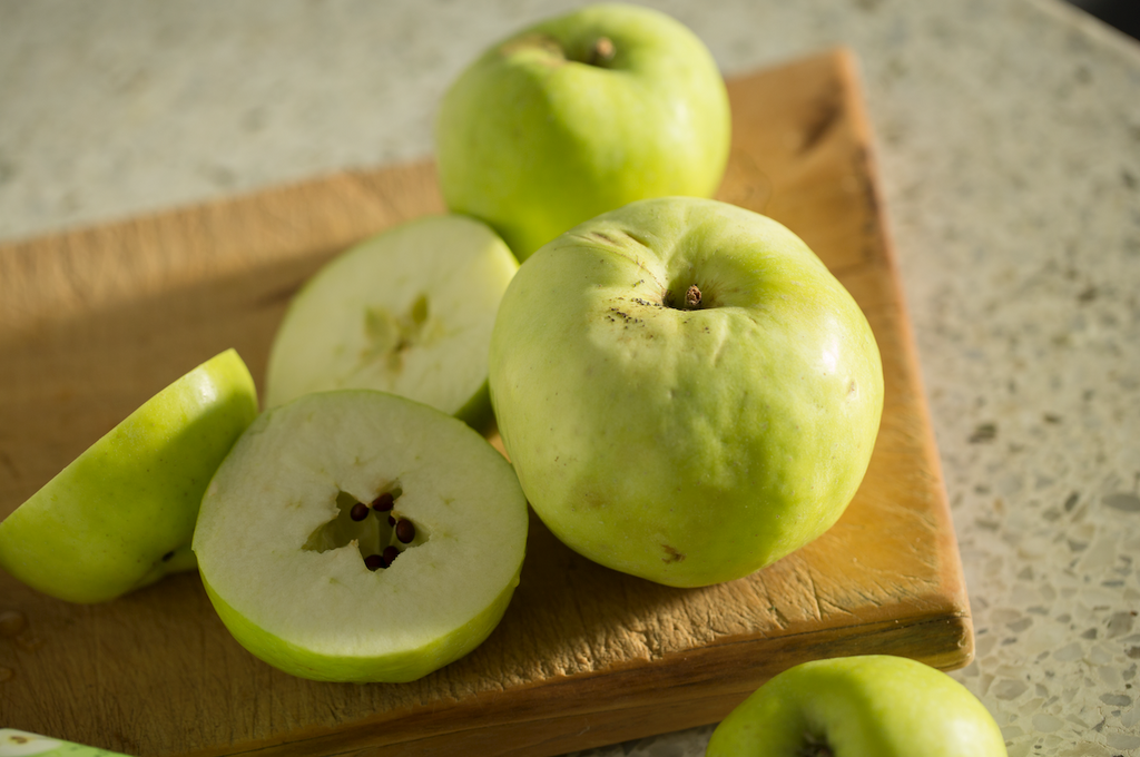 Comment le vinaigre de cidre de pomme peut-il vous aider à perdre du poids  ? - New Nordic