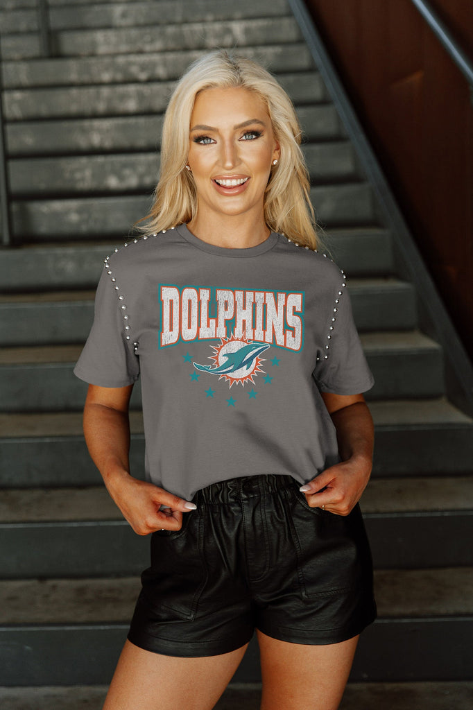 MIAMI DOLPHINS GRIDIRON GLAM SHORT SLEEVE CROP TEE WITH SPORT