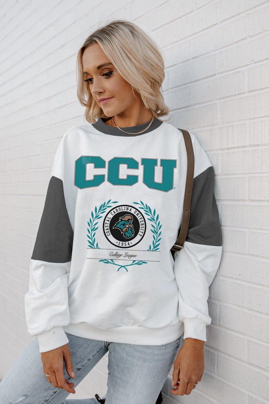 COASTAL CAROLINA CHANTICLEERS VINTAGE CLASSIC COLORBLOCK SLEEVE