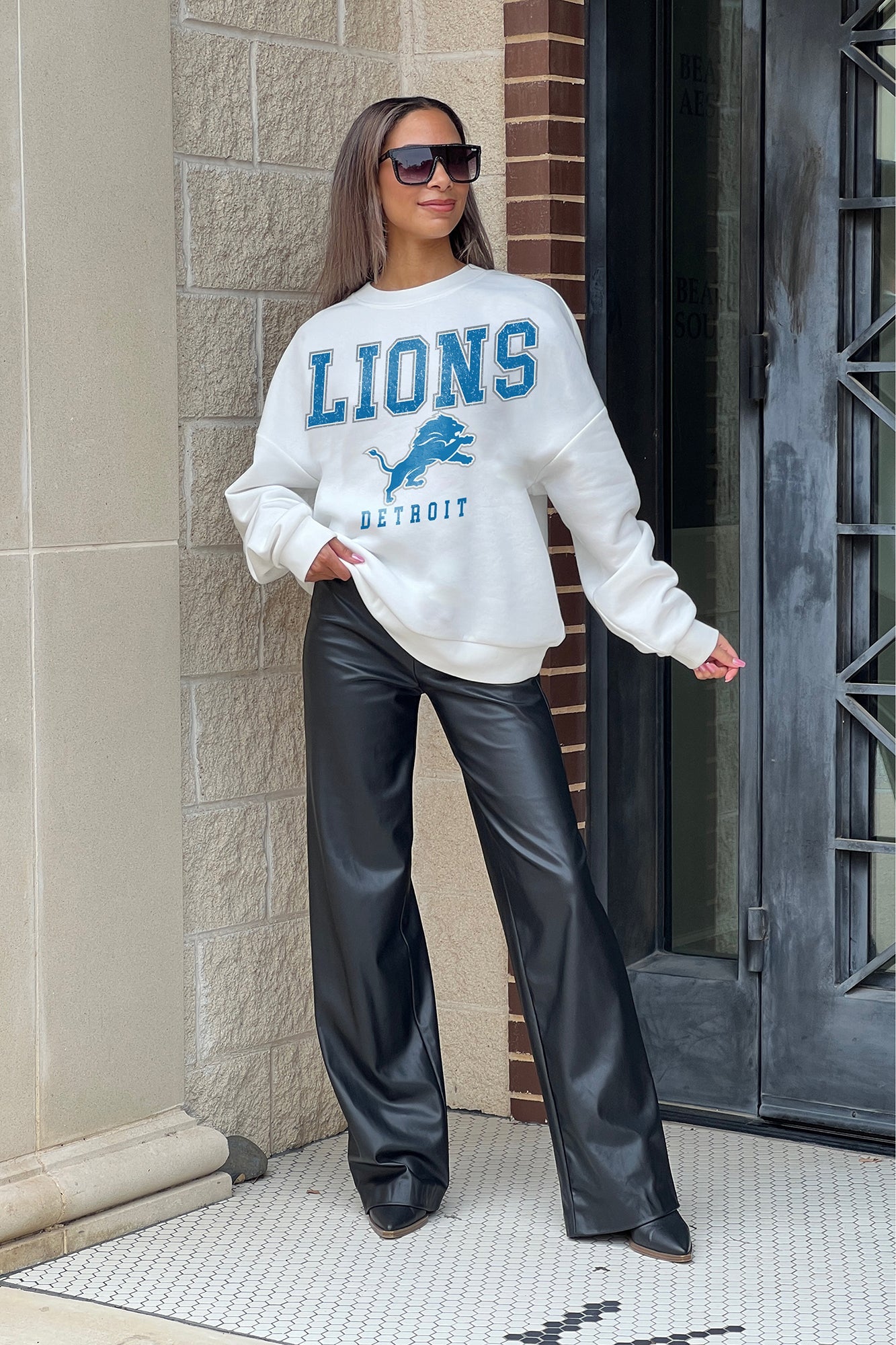 Women's Gameday Couture White Detroit Lions Oversized Line Pullover  Sweatshirt