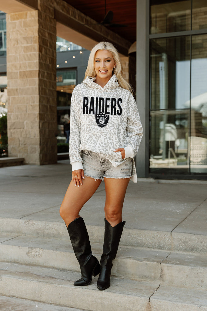 Touch Womens Las Vegas Raiders Sequin Embellished T-Shirt